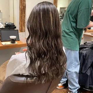 ロング カラー Wataru 髪質改善カラー💎のヘアスタイル