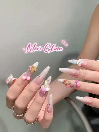 ネイル More Glam 池袋東口店のネイルデザイン