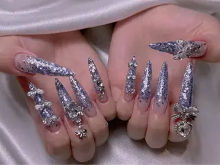 ネイル 長さ出し専門店 RIRIのネイルデザイン