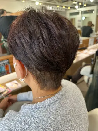 ショート 我満 宏映のヘアスタイル