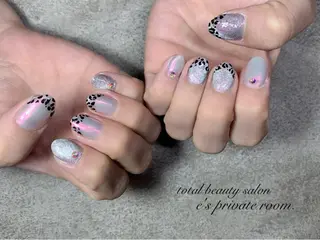 ネイル LAVISH nail salonのネイルデザイン