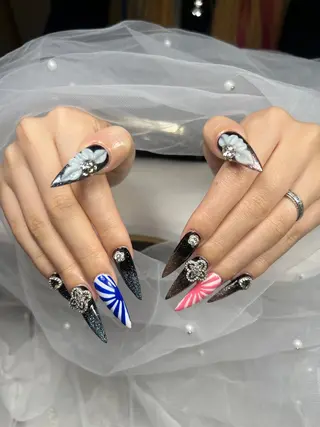 ネイル Mio_ Noiranailのネイルデザイン