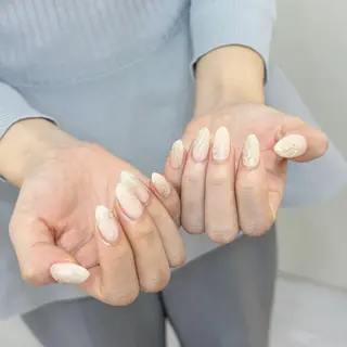 ネイル Elegancia. Hiromiのネイルデザイン