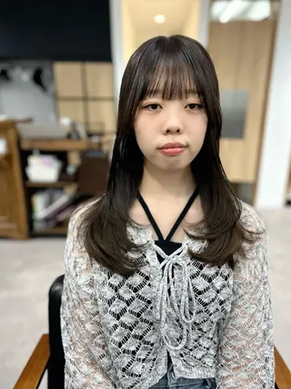 セミロング カラー パーマ ヘアアレンジ メンズ キッズ 骨格レイヤーカット 🌿美髪縮毛矯正のヘアスタイル