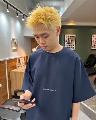 ショート カラー メンズ グランジヘア 無造作ヘアHYUGAのヘアスタイル