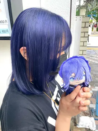 セミロング カラー インナーカラー 推し ブリーチ 髪質改善のヘアスタイル