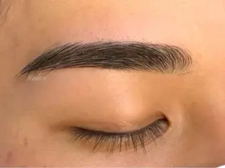 アイブロウ Ridive Minamiのマツエク・マツパデザイン