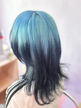 ミディアム ♮やっしー♮ 🌈派手髪🌈のヘアスタイル
