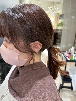 ロング レイヤー 艶々カラーのヘアスタイル