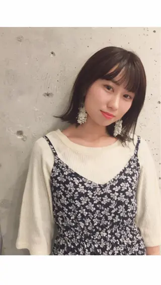 ミディアム 稲田 結衣夏のヘアスタイル