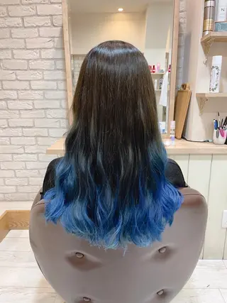 ロング カラー 清水 有実子のヘアスタイル
