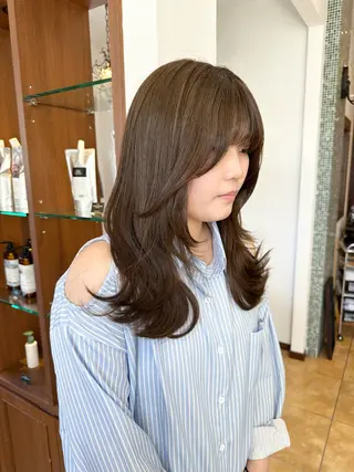 セミロング カラー 村川 虹歩のヘアスタイル