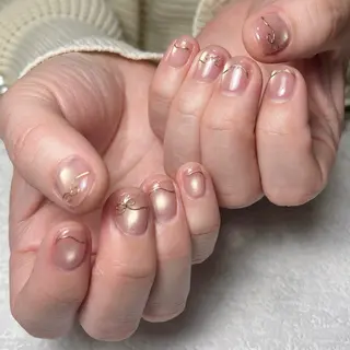 ネイル 柴岡 実穂のネイルデザイン