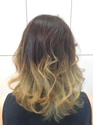 ミディアム セミロング カラー カラー/髪質改善スペ シャリスト宮本 伸一のヘアスタイル