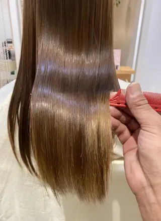ロング 酸性ストレート/ブリ ーチなしWカラー河本のヘアスタイル