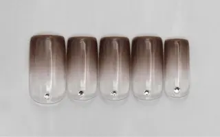 ネイル ゆら 練習生💅🏻のネイルデザイン