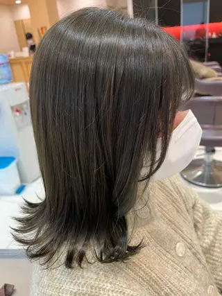 ミディアム カラー なつな/ 透明感カラーのヘアスタイル