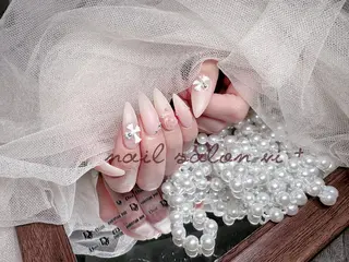 ネイル ✨Nailsalon Vi+✨のネイルデザイン