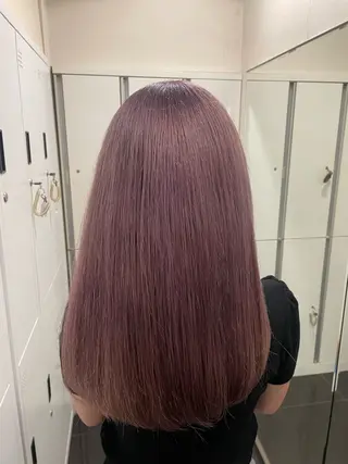 ミディアム カラー ハイトーン/レイヤー 似合わせ・ユキノのヘアスタイル