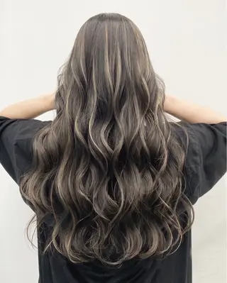 ロング 【ブリーチ縮毛矯正】 TAKUMIのヘアスタイル