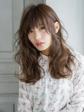 ミディアム カラー パーマ Trip by NYNY(トリップ)のヘアスタイル