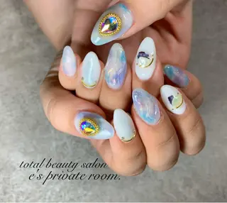 ネイル LAVISH nail salonのネイルデザイン