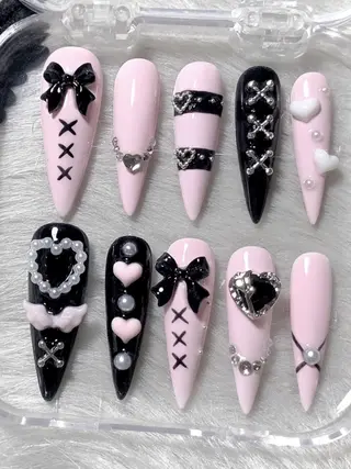 ネイル フィルイン・深爪矯正 長さ出し・リラク
のネイルデザイン