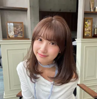 ミディアム 韓国レイヤー/ ショート Eightのヘアスタイル