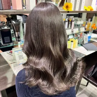 ロング カラー 髪質改善 竹川裕太のヘアスタイル