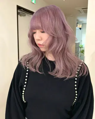 ロング カラー mizuki/ピンク ベージュ.レイヤーのヘアスタイル