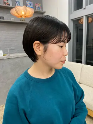 ショート トクザト アイニのヘアスタイル