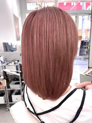 セミロング カラー 山嵜 江里奈のヘアスタイル