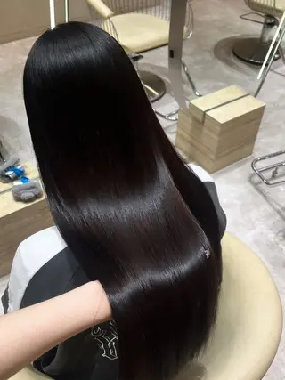 ロング 顔周りカット/ 透明感カラー/ユナのヘアスタイル