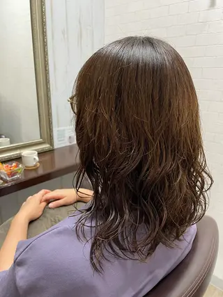 セミロング パーマ 佐々木 浩之のヘアスタイル