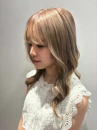 セミロング カラー ひらち まいののヘアスタイル