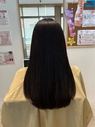 ロング ハイトーン、カラー 特化⟡.·すわ☁️のヘアスタイル