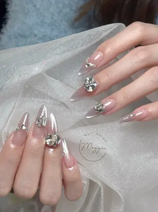 ネイル Maggie Nail🦩のネイルデザイン