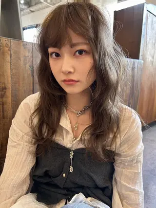 ミディアム カラー パーマ CEINE PATHのヘアスタイル