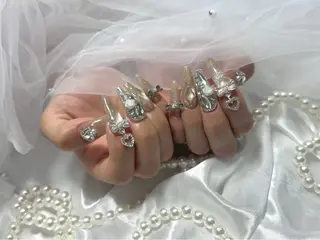 ネイル -ému- k.oのネイルデザイン