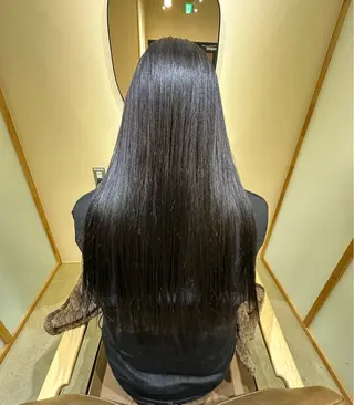 ロング ౨ৎ︎Zina 川口 KIRARI౨ৎのヘアスタイル