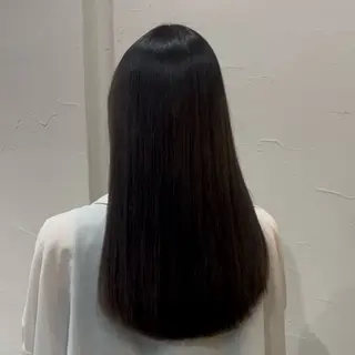 ロング 井手上 華のヘアスタイル