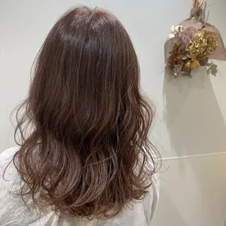 セミロング カラー MIKU🌿 ネイル&まつげパーマのマツエク・マツパデザイン