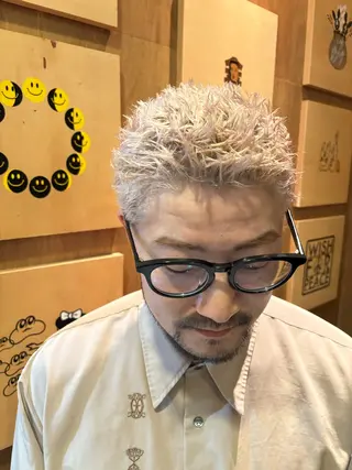 ショート カラー パーマ .HIROSHI .のヘアスタイル