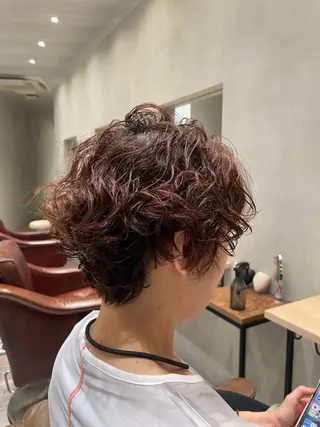ショート パーマ 溝口 右京のヘアスタイル