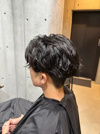 パーマ メンズ 韓国ヘア 高森蓮のヘアスタイル