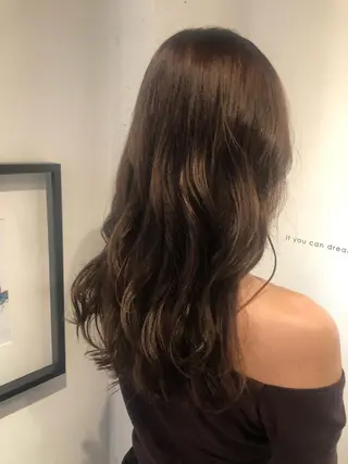 ロング 酸性ストレート✨ 艶カラー✨谷口倭子のヘアスタイル