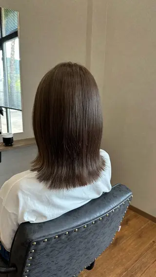 ミディアム カラー 鵜飼 真伍のヘアスタイル
