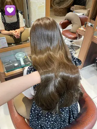 ロング カラー 似合わせ/新宿 顔周りレイヤー/艶髪のヘアスタイル