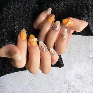 ネイル GRANDE OSU Anna 🧸💛のネイルデザイン