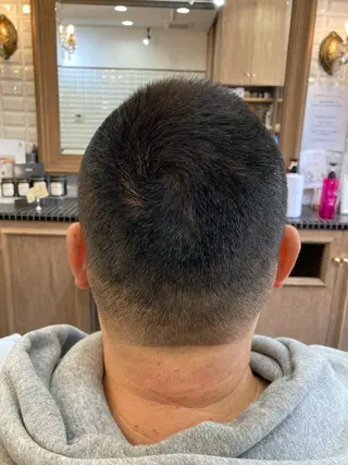 ショート メンズ ルピナス中田店長 山口大地のヘアスタイル